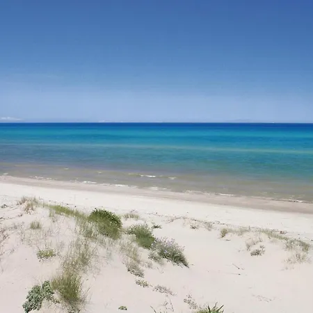 Lovely In Costa Rei -ca- アパート